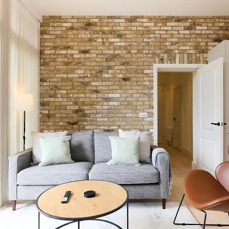 The East London Mile Place - Cosy 2Bdr Flat With Balcony Exterior photo